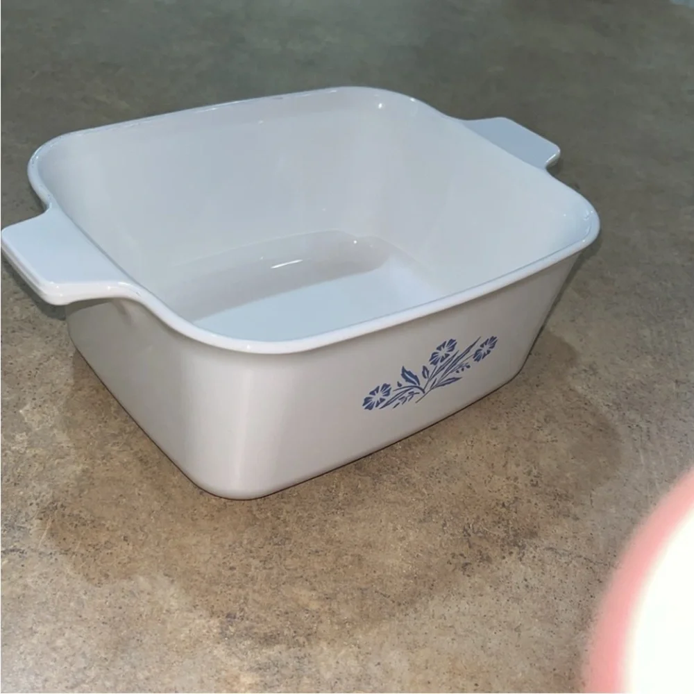 Corning Ware Cornflower With Lid P-4-B 7X5 1/2X3 inch Range - Oven -Microwave
